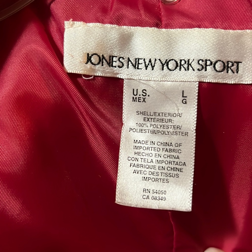 Jones New York Sport Vest - Picture 7 of 13